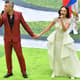 O cantor Robbie Williams e a soprano Aida Garifullina se apresentaram durante a cerimônia