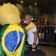Brasil, assim como em São Petersburgo, foi recepcionado por centenas de torcedores na porta do hotel