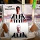 Cristiano Ronaldo em rolo de papel higiênico - Juventus