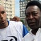 Edinho, ex-goleiro do Santos e filho de Pelé, foi preso em mais de uma oportunidade devido ao seu envolvimento com traficantes de drogas