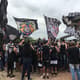 Torcedores em protesto no CT do Corinthians