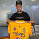 Nico López com a camisa do Tigres