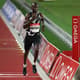Ugandense Joshua Cheptegei vai tentar quebrar o recorde mundial nos 10.000m em outubro. (World Athletics/Divulgação)