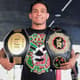 Renato Valente é campeão em duas divisões diferentes em dois dos maiores eventos de MMA do México (Foto: arquivo pessoal)
