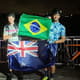 Ricardo Medeiros (à direita) fechou o desafio Everesting e conseguiu arrecadar mais de 100 cestas básicas para ONG carioca. (Arquivo pessoal)