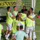 Jogadores da Chapecoense comemoram gol sobre o Sampaio Corrêa