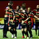 Jogadores do Sport celebram gol contra o Fortaleza