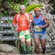 Cerca de 3.600 corredores, divididos em aproximadamente 400 equipes ou duplas, participam da 25ª edição do Revezamento Volta à Ilha (Foco Radical/Divulgação)