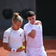 Rafael Matos e David Vega em ação na disputa em Roland Garros