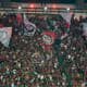 Fluminense x Flamengo - torcida do Flamengo no Maracanã