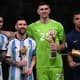 entrega de trofeus final Argentina x França - Enzo Fernandez, Lionel Messi, Emiliano Martinez, Kylian Mbappe