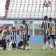 Jogadores do Galinho comemoram o gol da vitória na estreia da Copa São Paulo