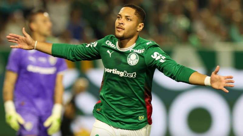 Vitor Roque, centroavante do Palmeiras