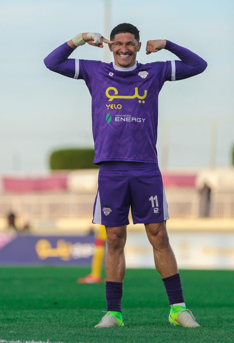 Luvannor comemora gol marcado pelo Al-Bukayriyah, da Arábia Saudita (Foto: Divulgação/Al-Bukayriyah)