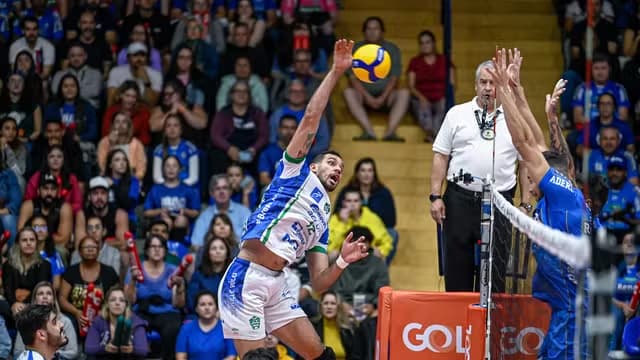 VÔLEI-RENATA-JOINVILLE- SUPERLIGA-MASCULINA-VÔLEI