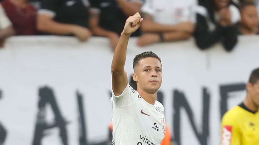 FIM DE CONTRATO! Corinthians pode perder meio-campista sem custos após chegada de Igor Coronado.