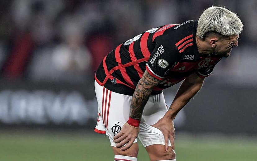 Arrascaeta pode desfalcar o Flamengo em decorrência de lesão preocupante no campo.