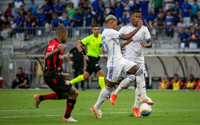 Jogos de hoje  Horário do futebol nesta segunda, 2 de agosto