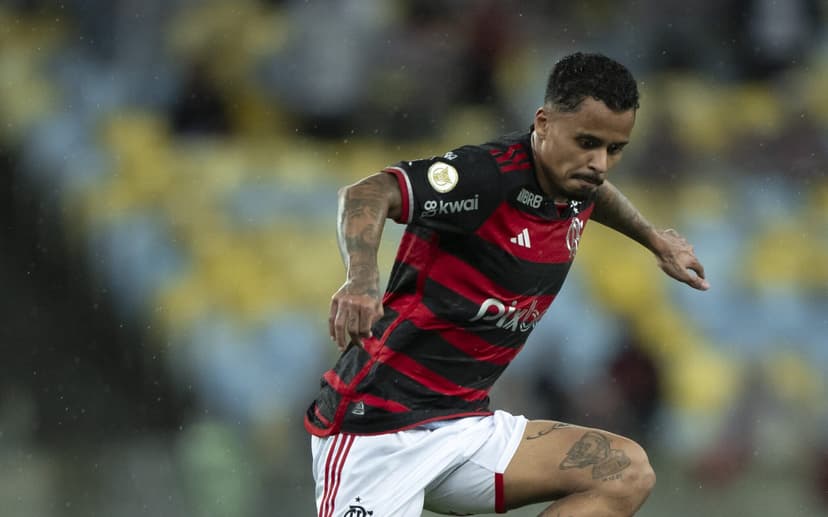 Flamengo propõe trocar Allan por Martinelli em negociação com Fluminense.