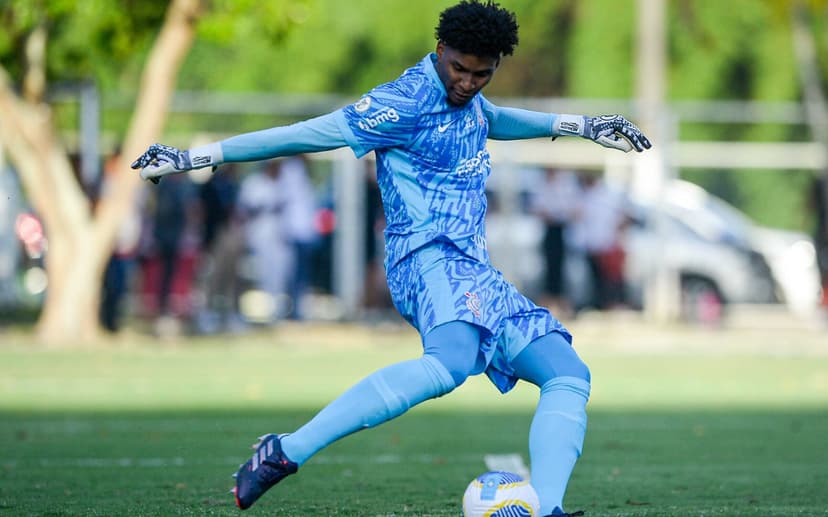 HUGO SOUZA REAGE À FALHA! Goleiro do Corinthians se redime e brilha na virada contra o Vitória!