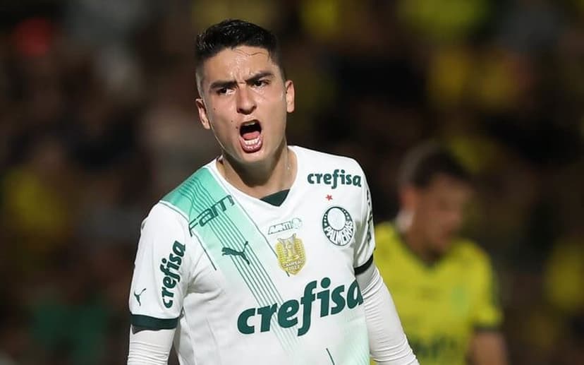 FUTURO INCERTO! Após retorno, Atuesta deve ser colocado na lista de transferências