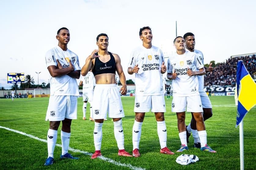 Partida entre Floresta e Ceará, pelo Campeonato Cearense (Foto: Felipe Santos/Ceará SC)