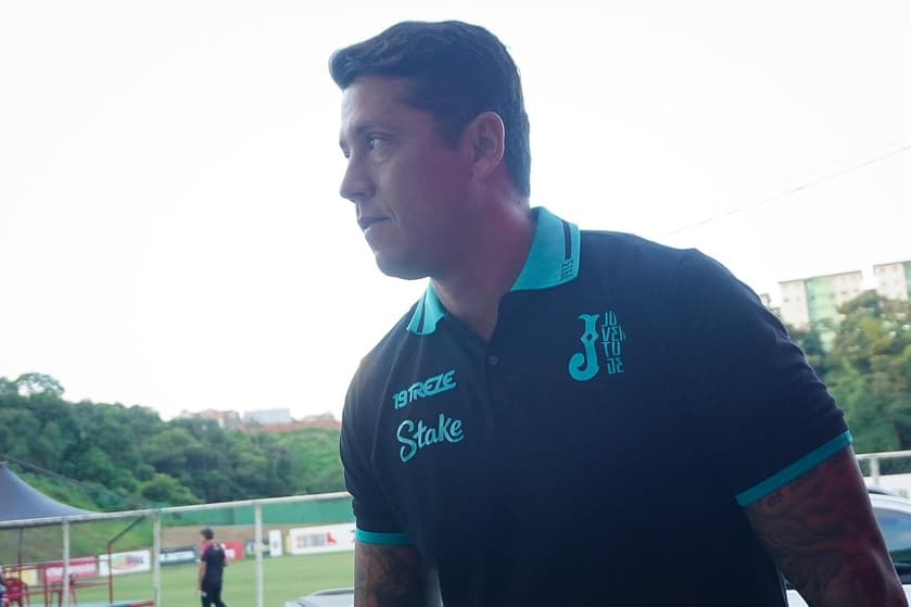 Thiago Carpini, treinador do Juventude, no Barradão (Foto: Fernando Alves/ECJ)