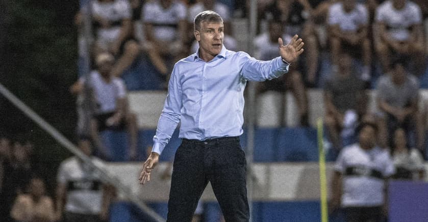 Martín Palermo é o novo treinador do Fortaleza (Foto: reprodução/Club Olimpia)