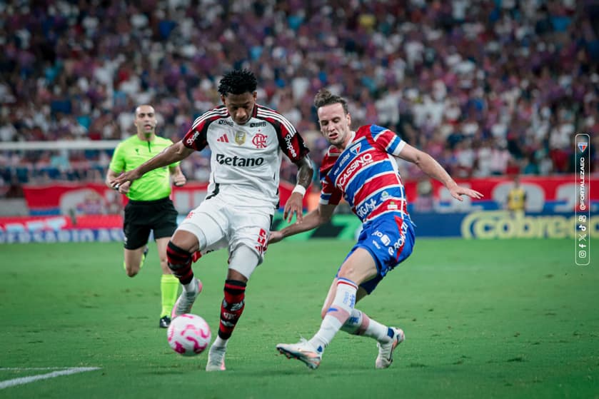 Partida entre Fortaleza e Flamengo, pelo Brasileirão (Foto: Mateus Lotif/Fortaleza EC)