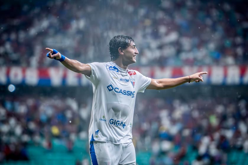 Herrera comemora gol do Fortaleza na Arena Fonte Nova (Foto: Fillipe Alves/Agência F8/Gazeta Press)