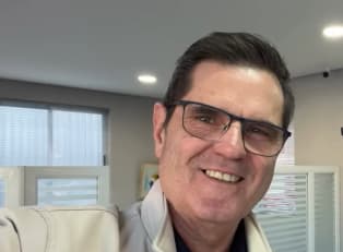 Linhares Jr é o novo diretor de comunicação do Athletico PR (Foto: Reprodução/Instagram)