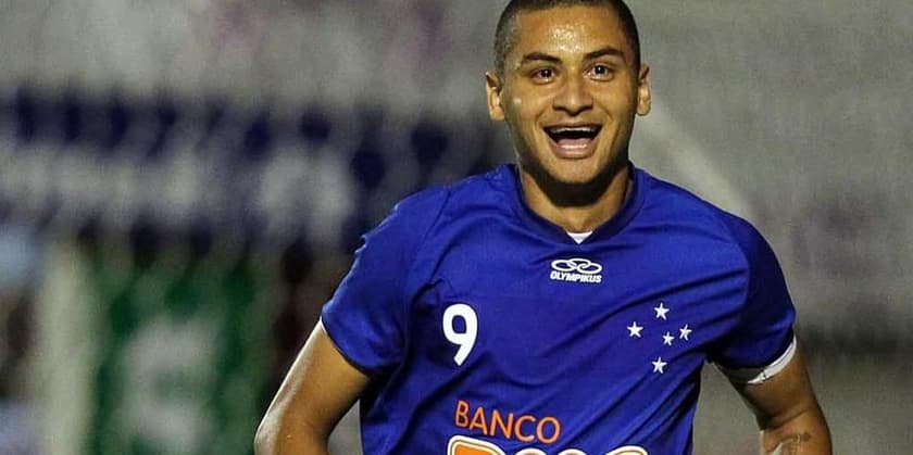 Wellington Paulista foi jogador do Cruzeiro (Foto: Divulgação / Cruzeiro)