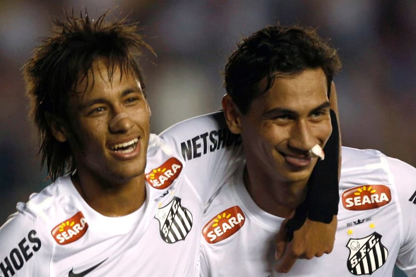 Neymar e Ganso fizeram uma boa parceria desde a base, quando jogaram juntos na Copinha de 2008 (Foto: Paulo Whitaker/ REUTERS)