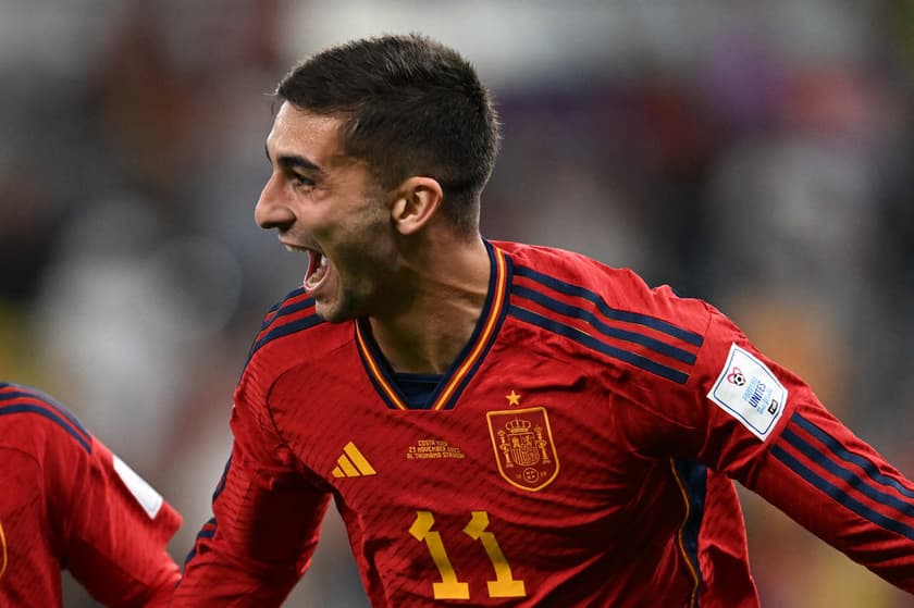 Ferran Torres na partida entre Espanha x Costa Rica na Copa do Mundo 2022.