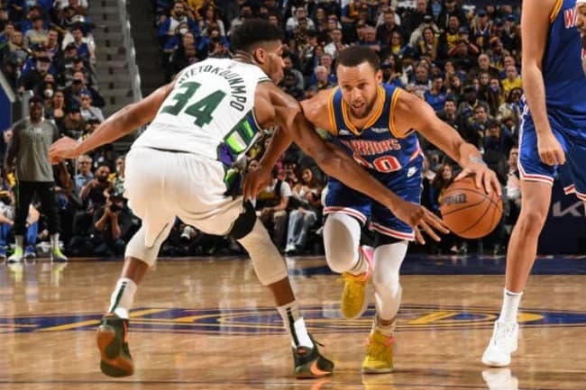 Stephen Curry Giannis Antetokounmpo