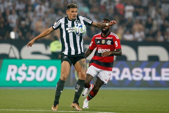 tiquinho soares botafogo x flamengo