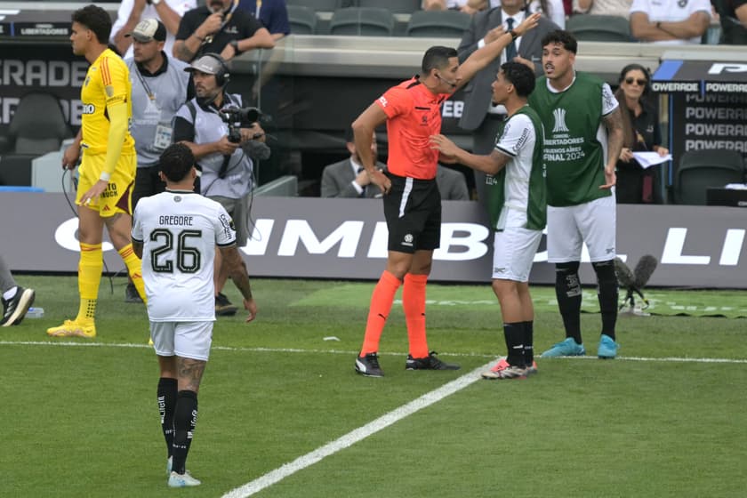 FBL-LIBERTADORES-MINEIRO-BOTAFOGO
