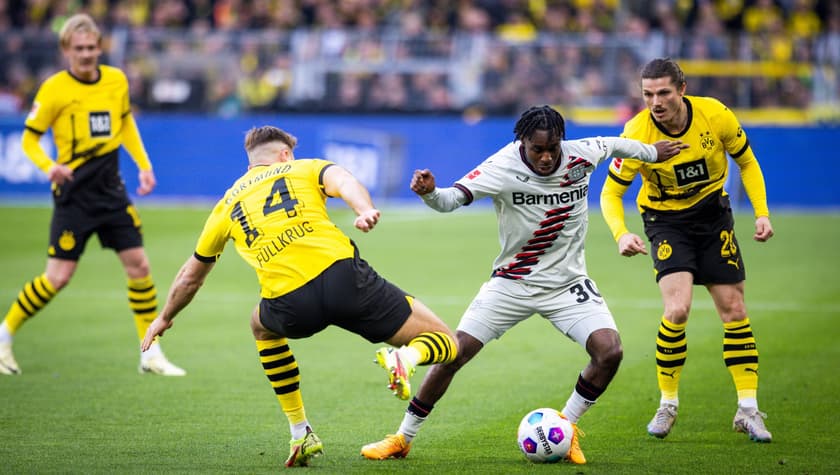 Dortmund, Germany. 21th Apr 2024. Jeremie Frimpong (Leverkusen) Niclas Fullkrug (BVB) Marcel Sabitzer (BVB) Borussia Dortmund – Bayer Leverkusen 21