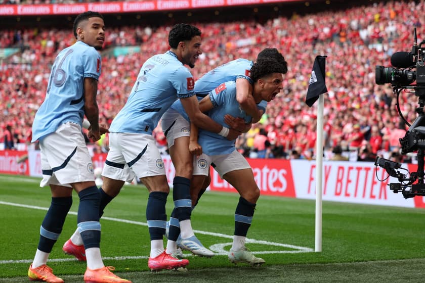 O City venceu o Nottingham Forest por 2 a 0 com gols de Rico Lewis e Josko Gvardiol (Foto: Adrian Dennis/AFP)