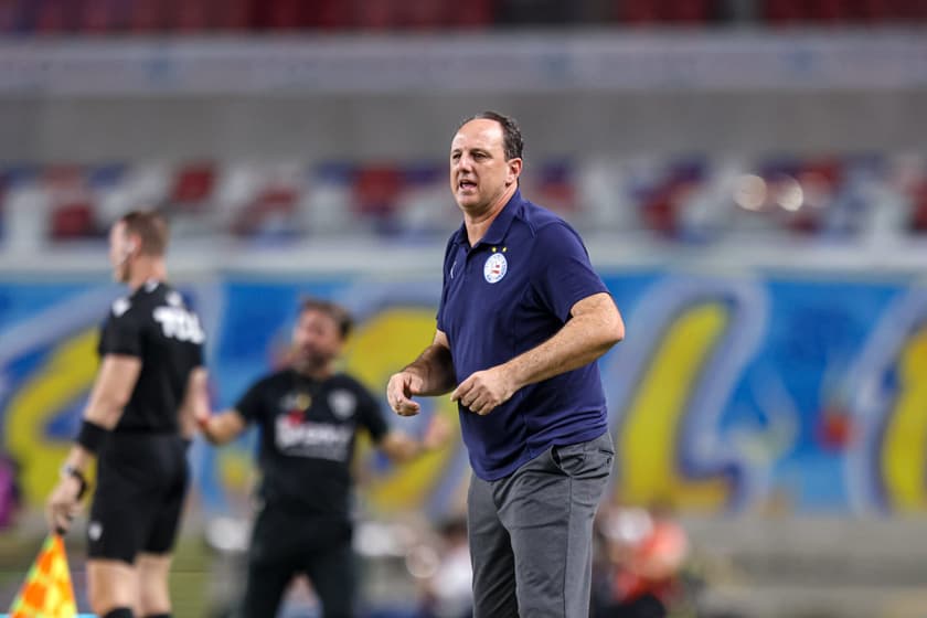 Rogério Ceni comanda o Bahia no Mangueirão  Foto: Fernando Torres/AGIF