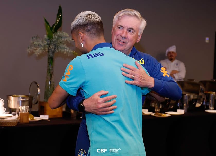 Andreas Pereira, alvo do Palmeiras, esteve na última convocação de Ancelotti (Foto: Rafael Ribeiro/CBF)