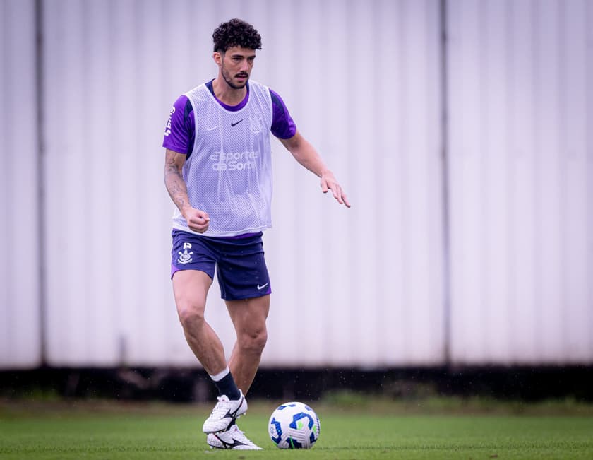 Gustavo Henrique treina e pode voltar contra o Grêmio (Foto: Rodrigo Coca/Agência Corinthians)