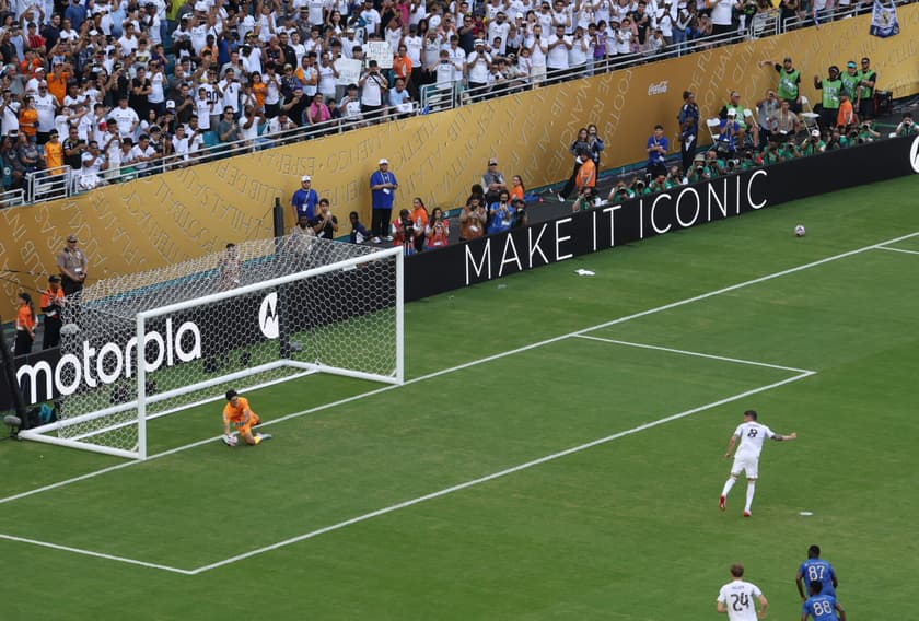 Yassine Bounou - Al-Hilal x Real Madrid