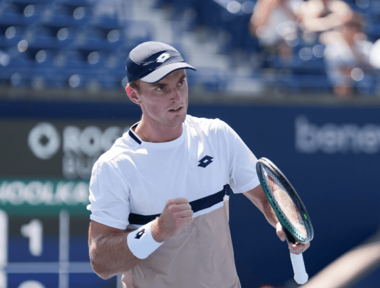 O australiano Tristan Schoolkate derrotou João Fonseca em Toronto (Divulgação)