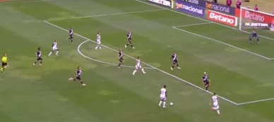 Golaço de Gabriel Menino em Vasco x Atlético-MG (Foto: Reprodução)