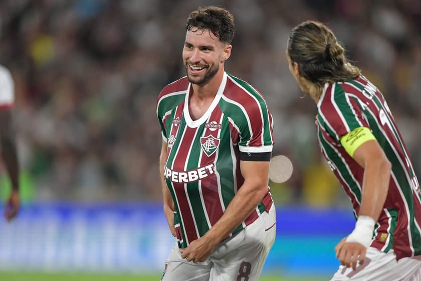 Martinelli, do Fluminense, comemora seu gol contra o América de Cali pela Su-Americana