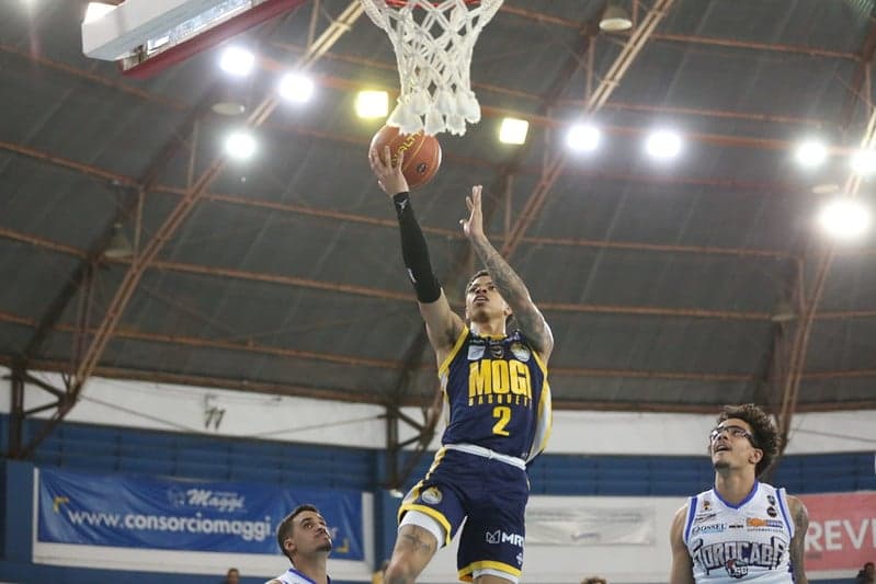 Mogi e Franca duelam por título no Campeonato Paulista de basquete masculino (Foto: Reprodução Mogi)