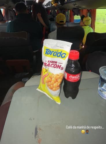 Café da manhã de Jefferson, torcedor do Flamengo, durante viagem para Lima, no Peru (Foto: Arquivo pessoal)