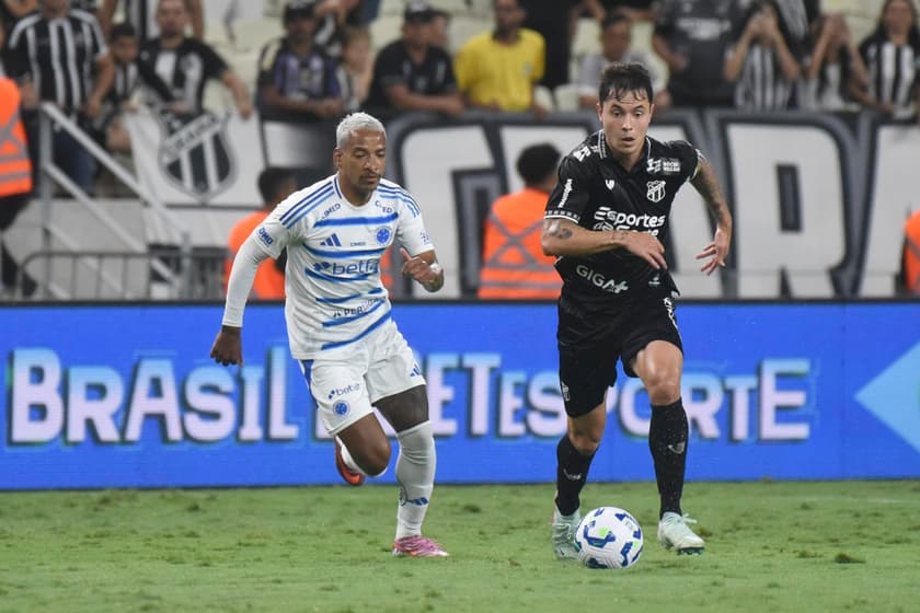 Partida entre Ceará e Cruzeiro, pelo Brasileirão (Foto: Caio Rocha/O Fotografico/Gazeta Press)