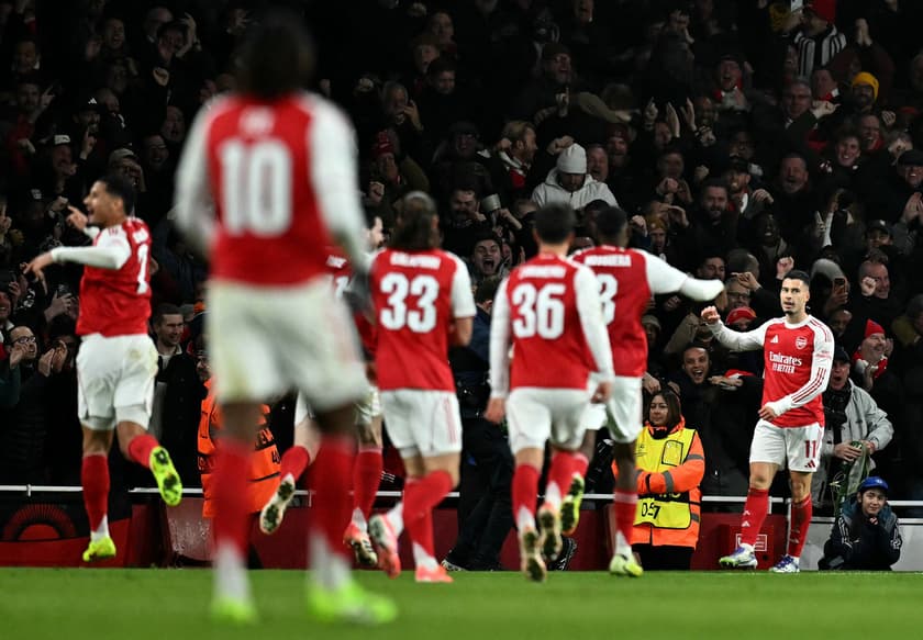 Pela Champions League, o Arsenal venceu o Bayern de Munique por 3 a 1 (Foto: Ben STANSALL / AFP)
